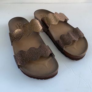 Skechers luxe foam sandals